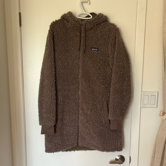 Patagonia Taupe Sherpa Fleece Hooded Zip Jacket - Picture 8 of 8